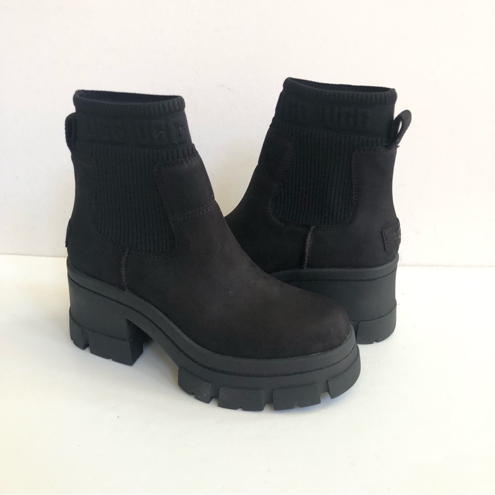 UGG BROOKLYN CHELSEA BLACK WATERPROOF PLATFORM BOOTS US 8.5